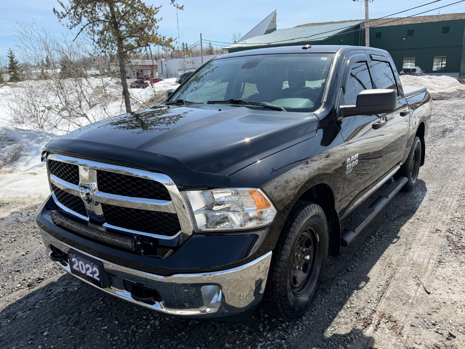 2022 RAM 1500 CLASSIC TRADESMAN 4X4