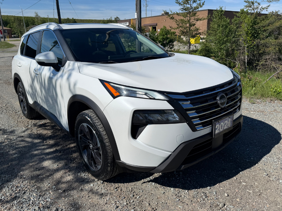 2024 NISSAN ROGUE SV MOONROOF AWD
