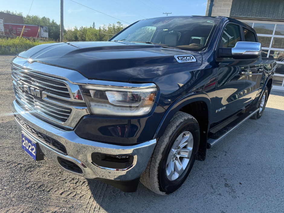 2022 RAM 1500 LARAMIE HEMI 4X4