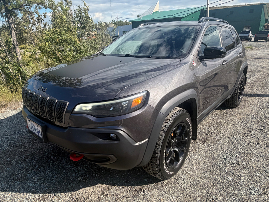 2022 JEEP CHEROKEE TRAILHAWK 4X4