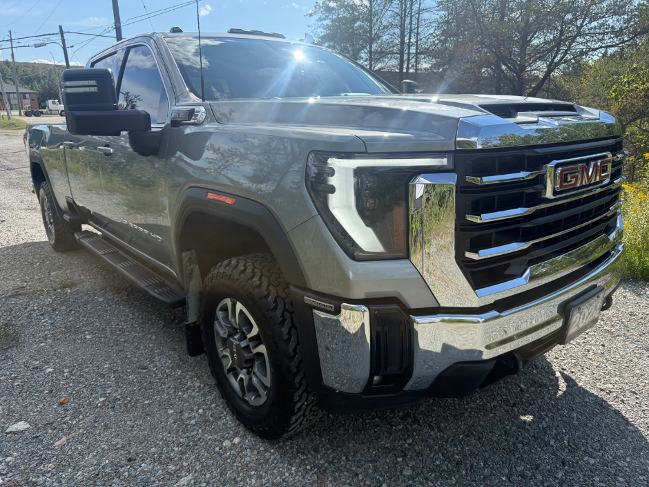 2024 GMC SIERRA 2500HD SLE 8' BOX 4X4