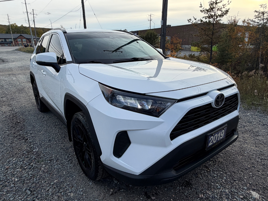 2019 TOYOTA RAV4 LE AWD
