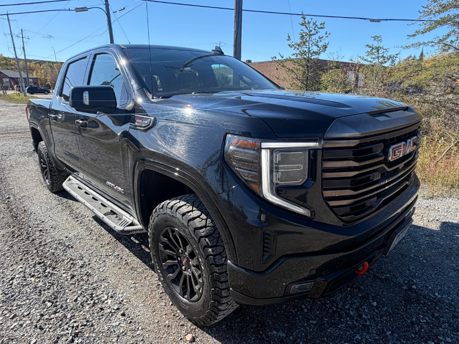 2023 GMC SIERRA 1500 AT4X 4x4